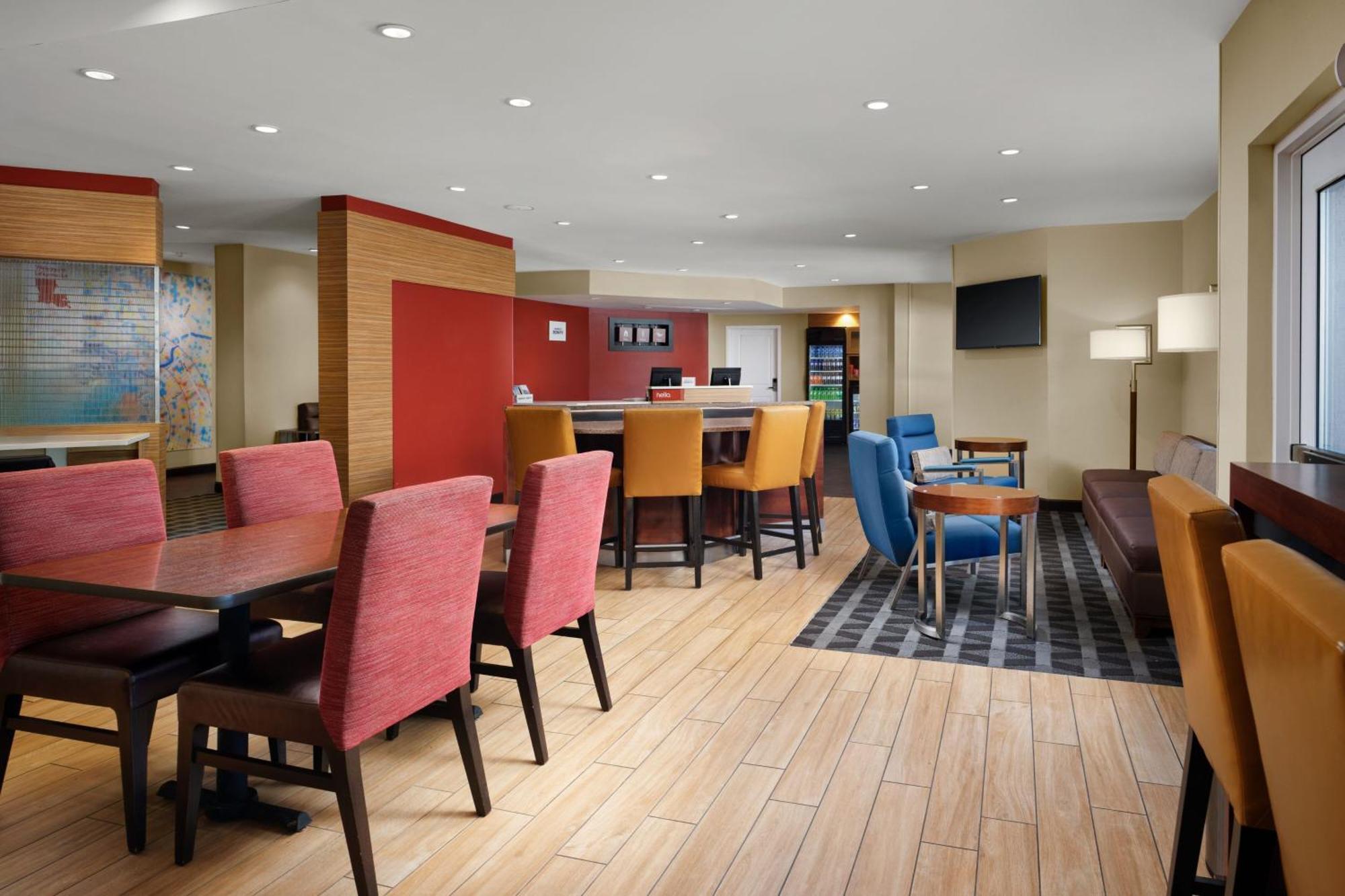 Towneplace Suites By Marriott Lafayette South Экстерьер фото